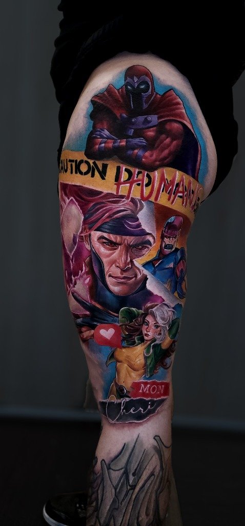 Tatuaje a color de X-Men en la pierna